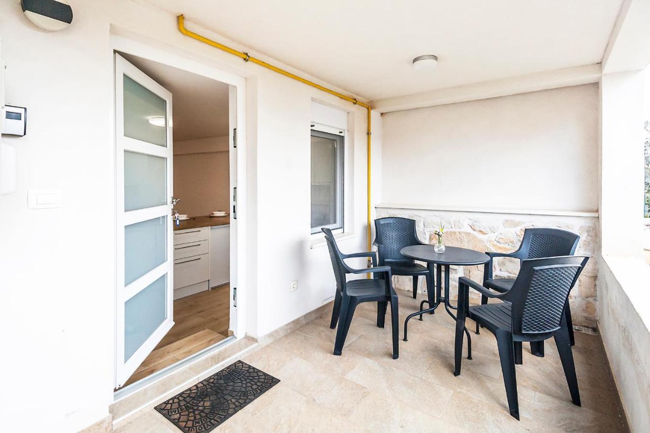 Studio & Apartment 'The Roots Apartments' Near Pula, Istria, Croatia Kültér fotó